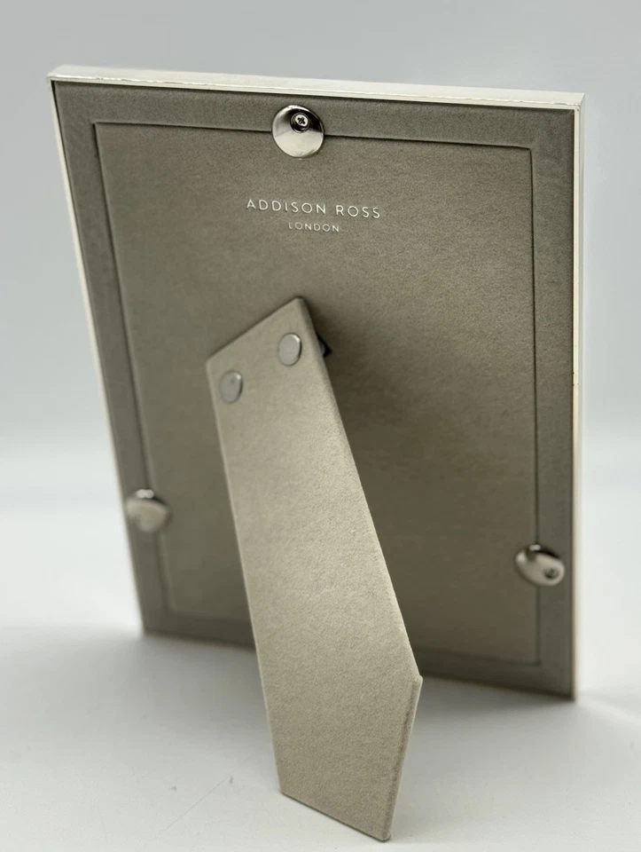 Marco de fotos Addison Ross London 5" X 7" placa plateada esmalte blanco, respaldo de caballete Foto 4 de 4