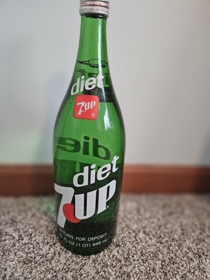 Vtg Diet 7up Bottle Unopened 32 Fl Oz Collectible Rare Green LG