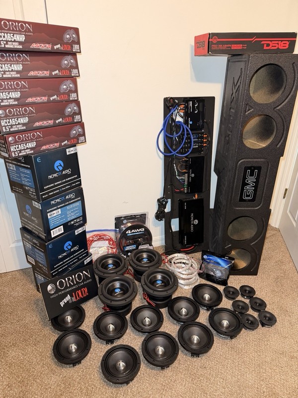 (SELLING AS BUNDLE!!) asking 4,800 would take 4,500 lowest  everything is new