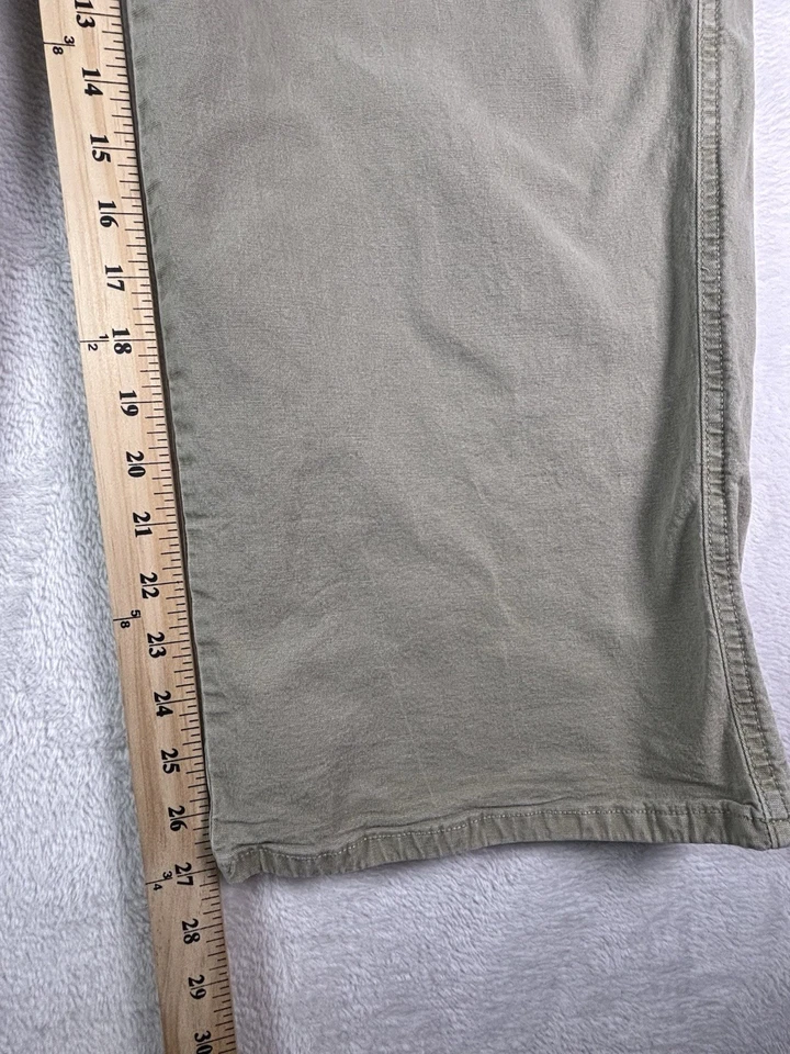 American Eagle Outfitters Capri Jeans Womens 16S Green Cotton Blend Low Rise - Image 4 of 4