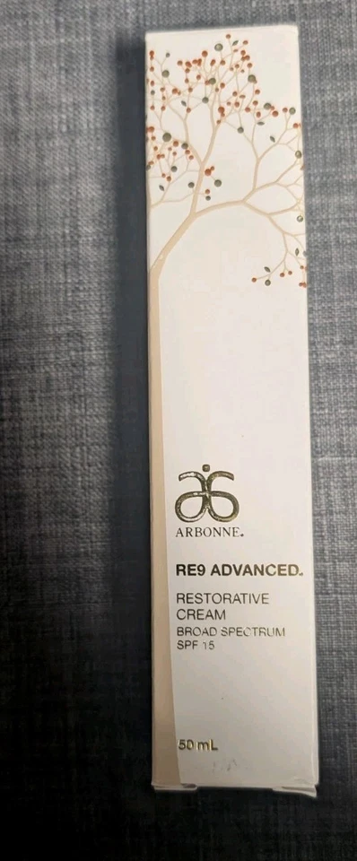 Crema restauradora avanzada Arbonne RE9 Foto 4 de 4