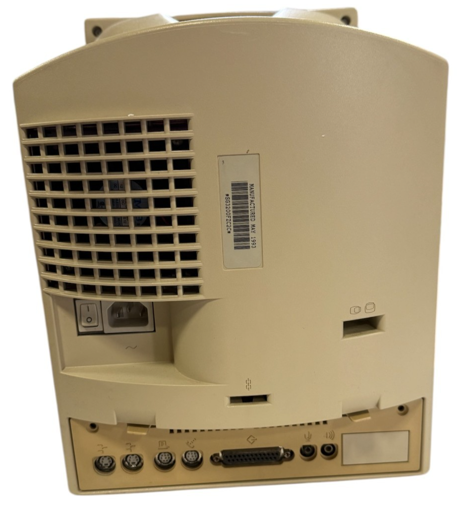APPLE MACINTOSH COLOR CLASSIC M1600 AS-IS PARTS REPAIR W/ KEYBOARD