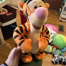 Vintage 1998 Disney 12 Bouncing Tigger Talking Jumping Winnie The Pooh Mattel