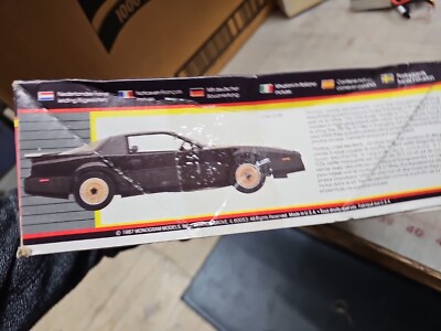 Vintage Monogram 1987 Pontiac Firebird GTA Model Kit #2743 for