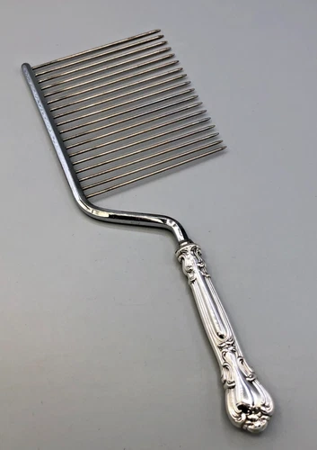 Chantilly by Gorham Sterling silver Cake Breaker 10.75", gently used