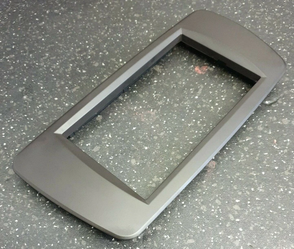 SEAT IBIZA 6J 6JN CAR RADIO PANEL COVER FRAME TRIM 1-DIN BLACK 281328-06-1 (84) - Image 3 of 4