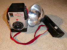 Vintage Kodak Brownie Bull's Eye Box Camera with Flash