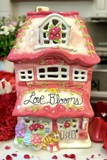 Blue Sky Clayworks LOVE BLOOMS Valentine’s Day Tea Light Candle House NWT
