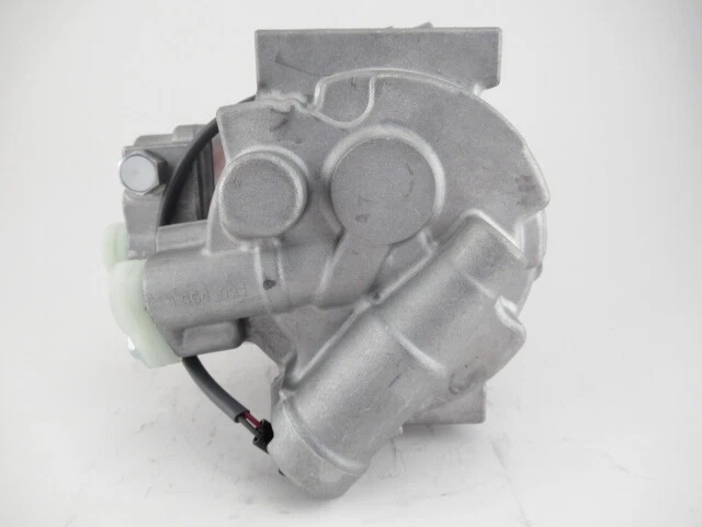 Compresor de aire acondicionado Town & Country 2008-2010 (3,3 L, solo 3,8 L) nuevo Foto 3 de 4