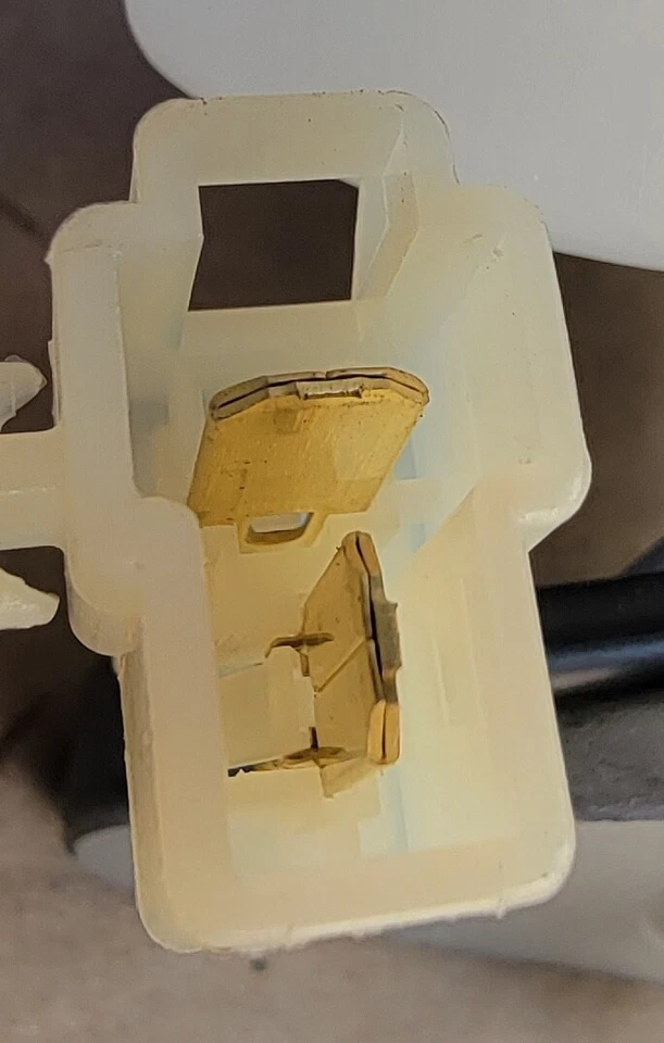 Cilindro maestro para Mitsubishi Mirage 1997-2002 M630237 MC390437 MR129910 Foto 2 de 4