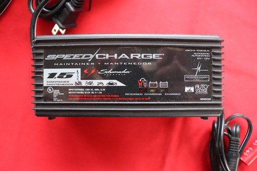 SCHUMACHER SEM-1562A 1.5 AMP BATTERY MAINTAINER TRICKLE CHARGER 6V/12V - Picture 3 of 7