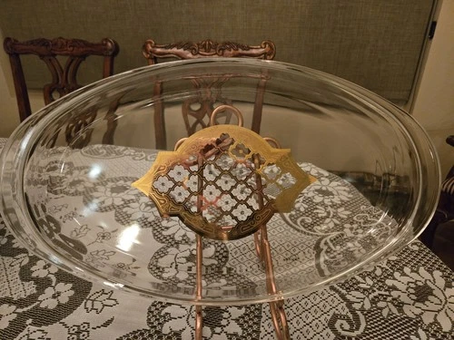 Vtg Pyrex 1233 Glass Oval 3 Qt. Handled Baking Dish with Gilt Design