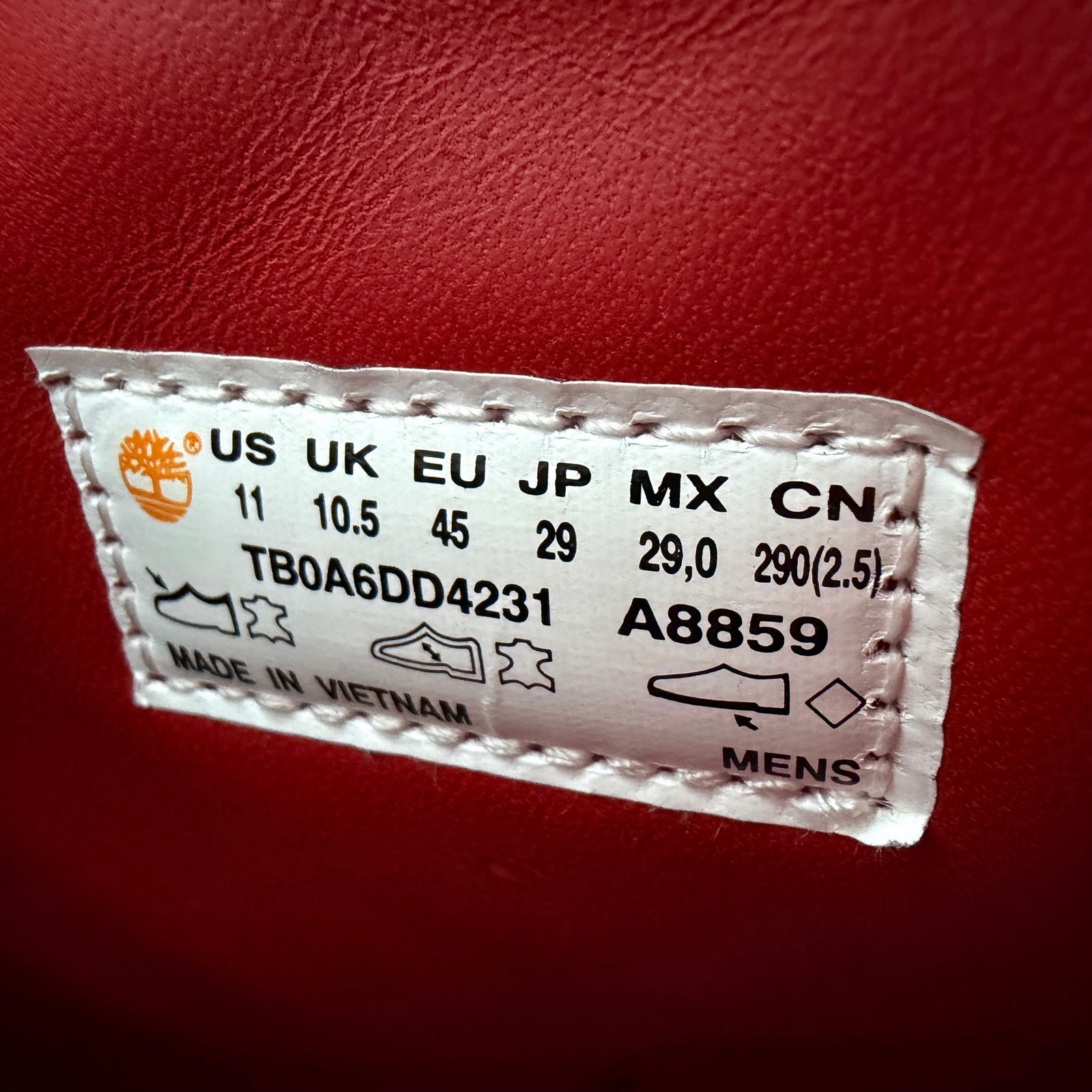 Supreme x Timberland Diamond Plate Boots image 9