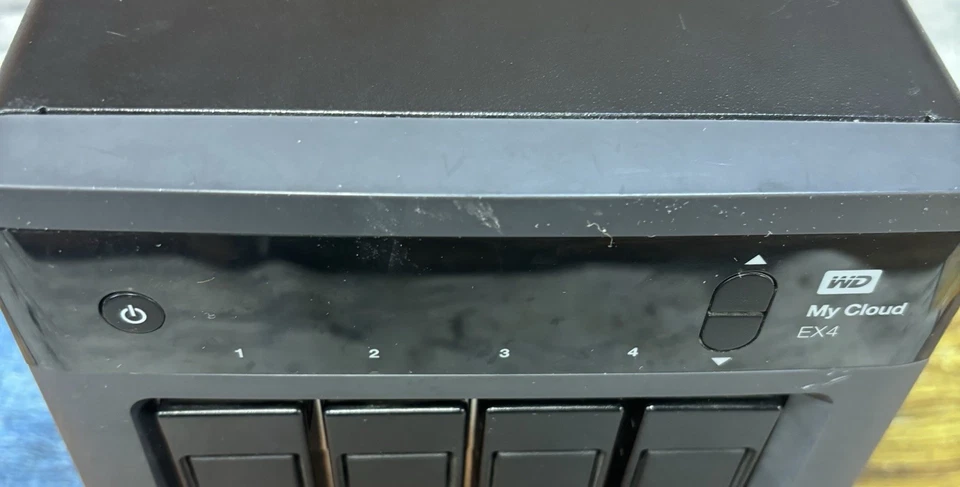 WD My Cloud EX4 NAS Enclosure |NO HARD DRIVE|⚠️  For Parts or Repair - Image 4 of 4