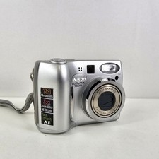 Nikon Digital Camera Coolpix 7600 7.1MP Silver - Tested