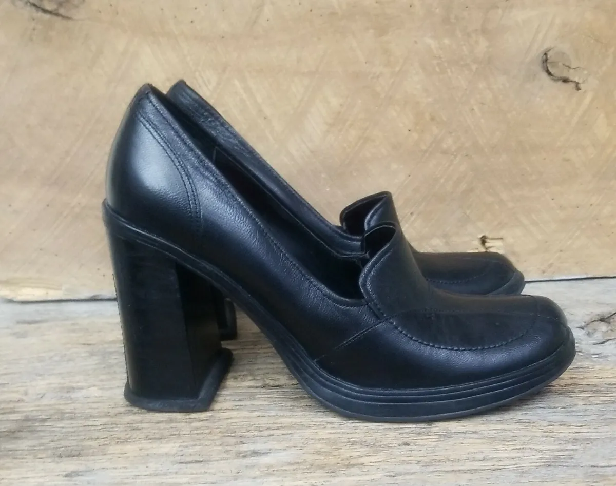 Old school new school shoes | Perfect heels, School shoes, Heels