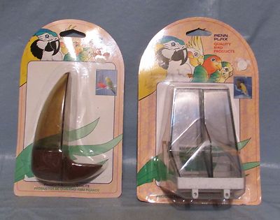New-BA305-Penn-Plax Vertical Bar 2 Week Waterer, Small Birds +Twin Feeder BA-330