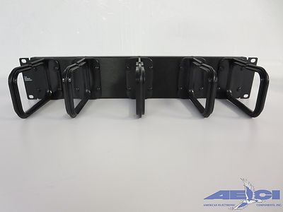 SIEMON WM-145-5 Horizontal cable manager with five S145 hangers, 2 RMS