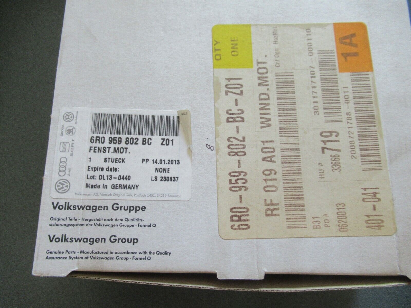 VW 6R0 959 802 BC, NEW OLD STOCK OE