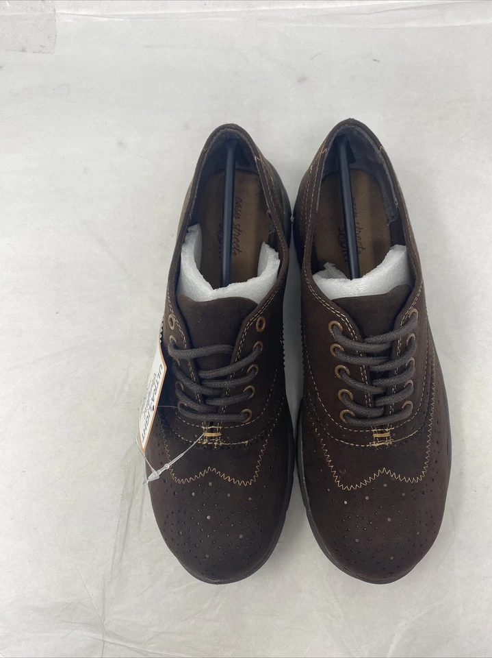 Oxford Lucky Feminino Camurça Marrom Easy Street Tamanho 6M EUA  - Imagem 4 de 4