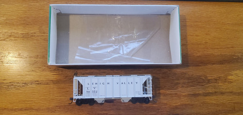 Tolva cubierta Bowser escala HO Lehigh Valley # 50572 ¡con envío gratuito! | Condition: Used