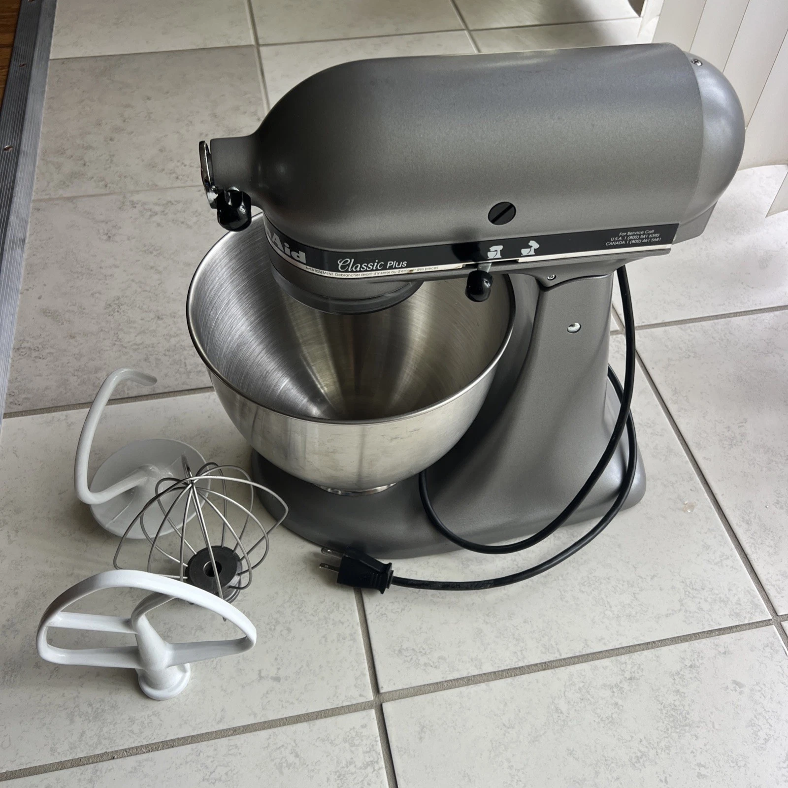 KitchenAid Classic Plus Series Stand Mixer - Silver Model KSM75SL
Opens in a new window or tab