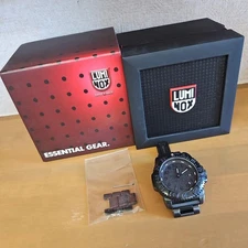 Luminox 3150 Navy Seals Blackout Titanium Watch with Extra Links Used