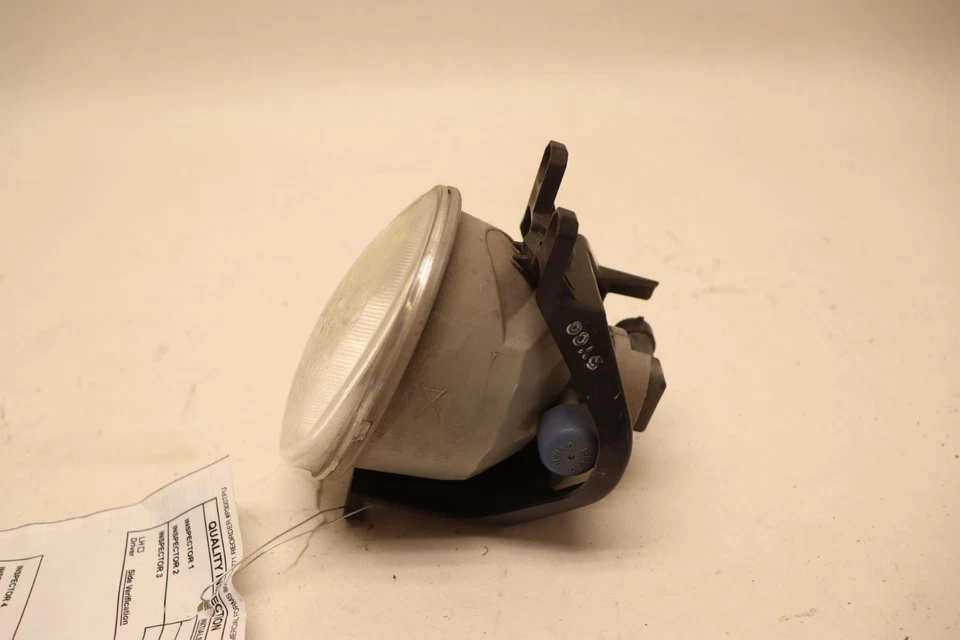 Toyota 4runner 2014-2020 parachoques delantero derecho lado pasajero luz antiniebla OEM Foto 4 de 4