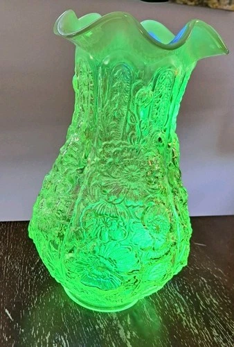 Large Fenton Vaseline  Glass Poppy Show Vase