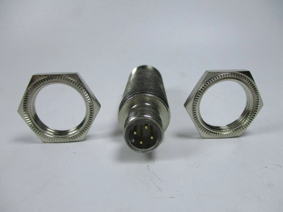 1PC New For Siemens Proximity Switch 3RG4013-3AG01 - Image 4 of 4