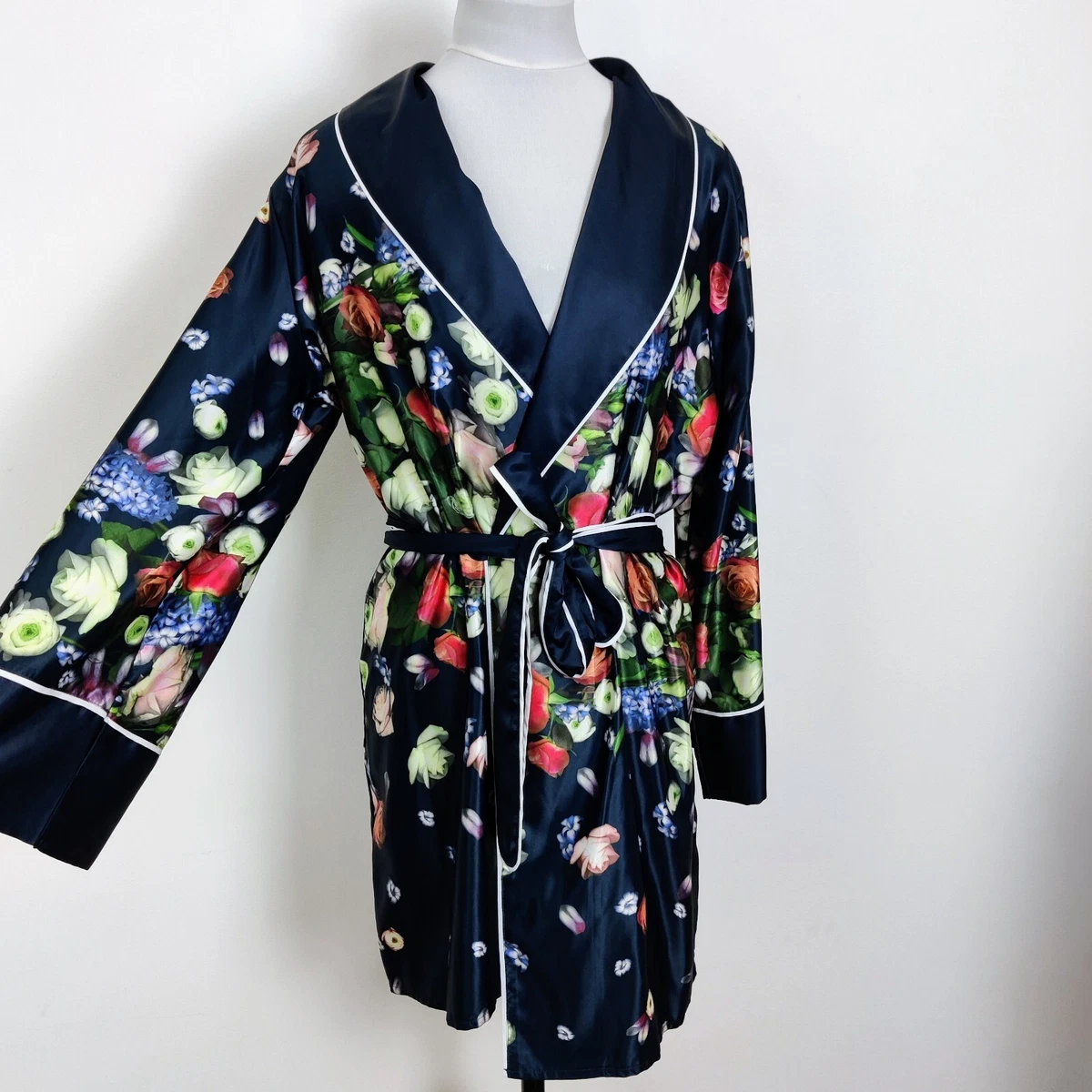 B Ted Baker Kimono Dressing Gown Size 8 10 Floral Silky Robe Navy Blue Belted