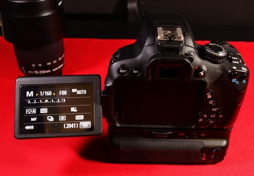 Canon Rebel T4i / EOS Camera + 55-250mm + Battery Grip & Accessories - Picture 6 of 9
