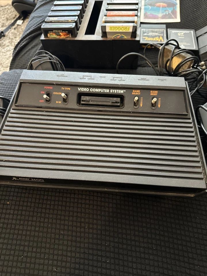 Darth Vader Black Atari 2600 With 17 Games, Manuals & Controllers - Image 2 of 4