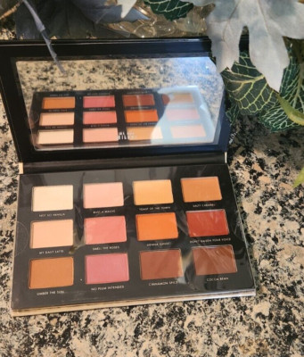 Milani Ungilded Most Loved Mattes Eyeshadow Palette 0.59oz. New