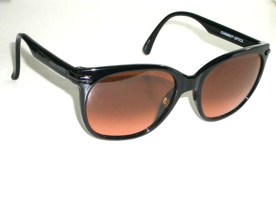 GAFAS DE SOL SERENGETI DRIVERS 5279J DEGRADADO ROSA TONO CRISTAL NEGRO BRILLANTE COMO NUEVAS Foto 2 de 4