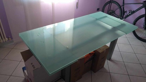tavolo in vetro satinato allungabile - Foto 4 di 4