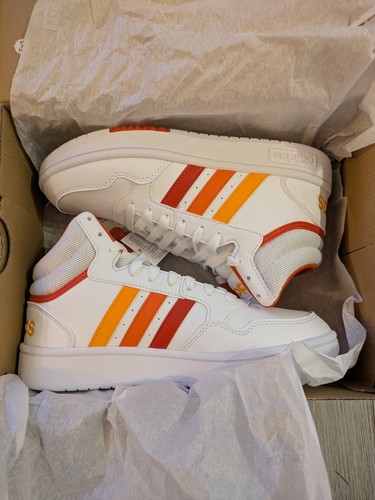 Adidas Hoops Mid Trainers New In Box Size 4.5 UK - Picture 3 of 10