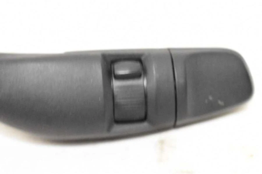 Передний и задний выключатель стеклоочистителя колонки 934204Z050 подходит для 13–16 SANTA FE E3D02 - Изображение 4 из 4