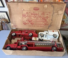Vintage Tonka Toys Pressed Steel Fire Dept Engine Ladder Pumper Set W/ Box B-225