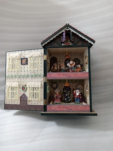 Collezione Holiday Classics 2005 Illumina Holiday Wind Up Casa Musicale LEGGI!!! - Foto 1 di 20