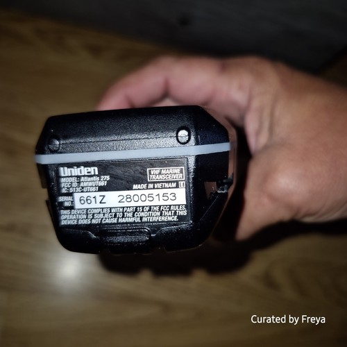 Uniden Atlantis 275 Handheld Two-Way Submersible Marine Boat Portable Radio - Zdjęcie 6 z 7