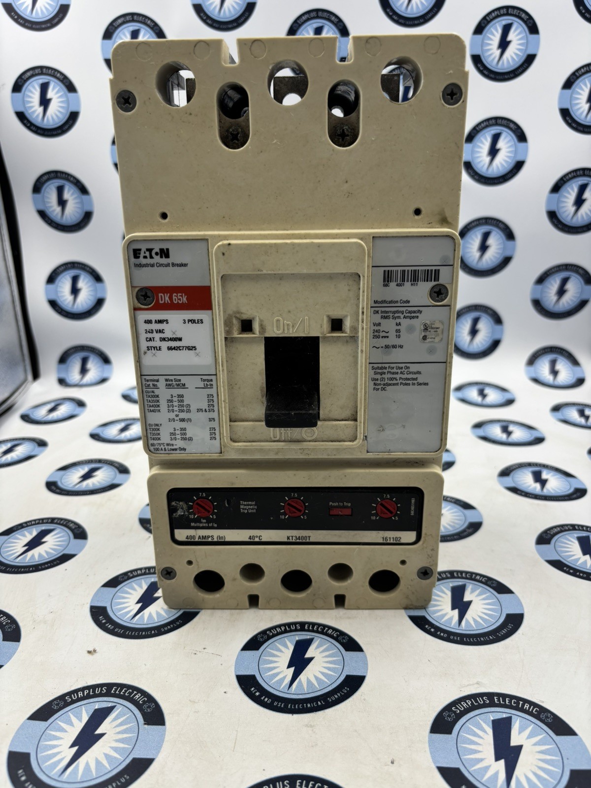 EATON 400 AMP CIRCUIT BREAKER 3 POLE 240 VAC 65kA DK3400W W/ 400A TRIP