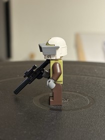 LEGO Star Wars Minifigure Bounty Hunter sw0476 - Set 75018 - Rare - Complete