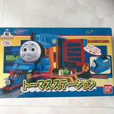 Rare Thomas Engine Collection Thomas Station by Bandai Almost Unused