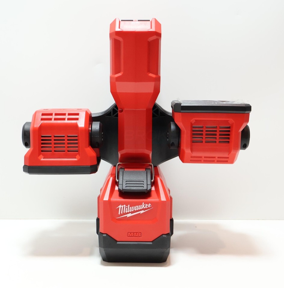 Milwaukee 2122-21HD M18 Utility Bucket Light Kit w/ Tool, 9.0Ah Battery ...