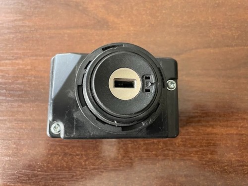 Original VW Touareg 7L Zündanlassschalter 3D0905865D Zündschloss