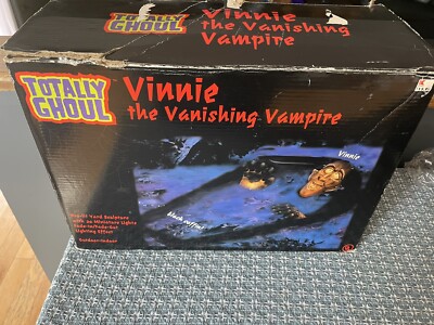 VTG Halloween Totally Ghoul Vinnie The Vanishing Vampire Coffin Blown Mold Light