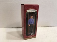 1997 Hallmark Ornament Star Trek Dr. Leonard H. McCoy BRAND NEW UNOPENED BEAUTY!