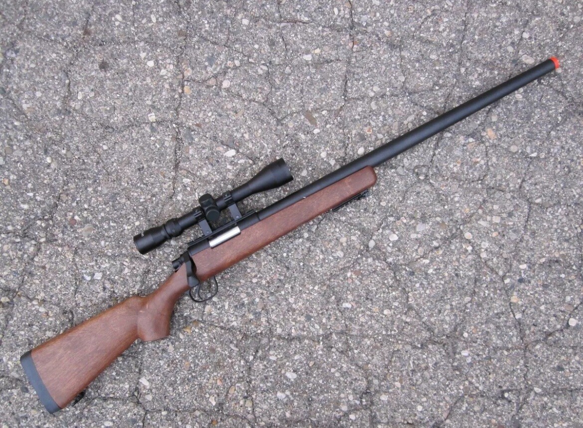 Well Bolt Action Airsoft Sniper Gun 500 FPS WOOD