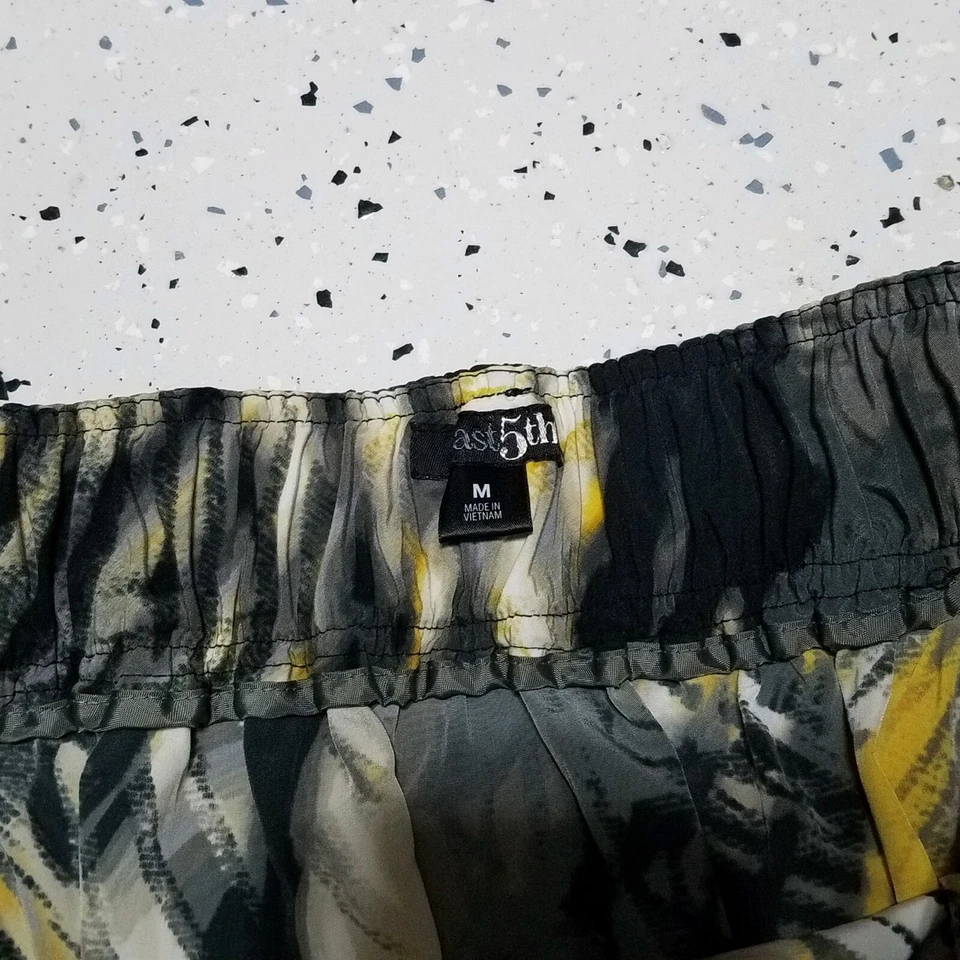 Saia East5th Classy ~ Tamanho M ~ Comprimento do Joelho ~ Cinza, Branco, Amarelo ~ Cintura Elástica - Imagem 3 de 4